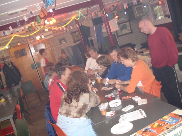 2006HWK 151.jpg